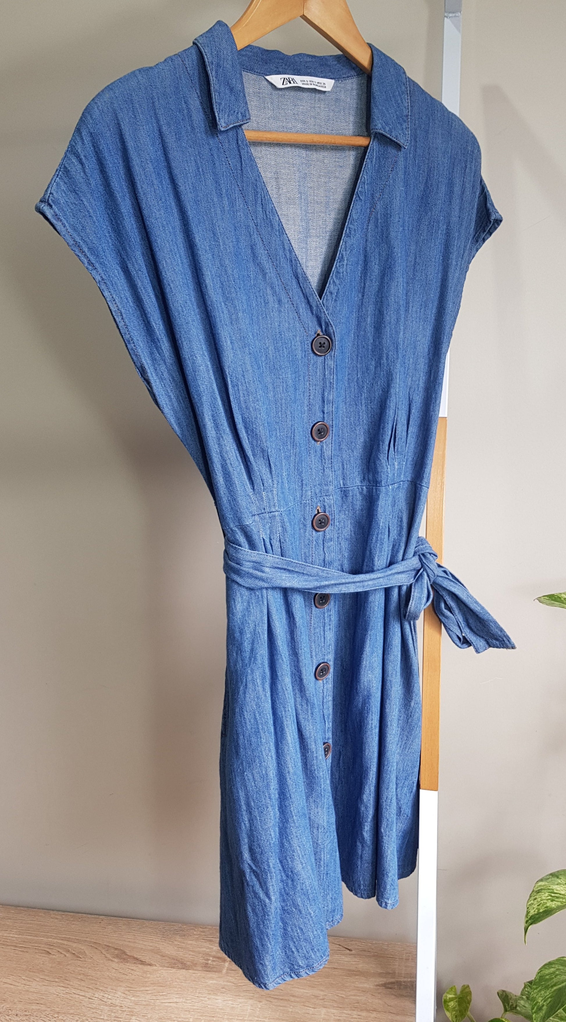 lovely preloved denim dress for sell in size small