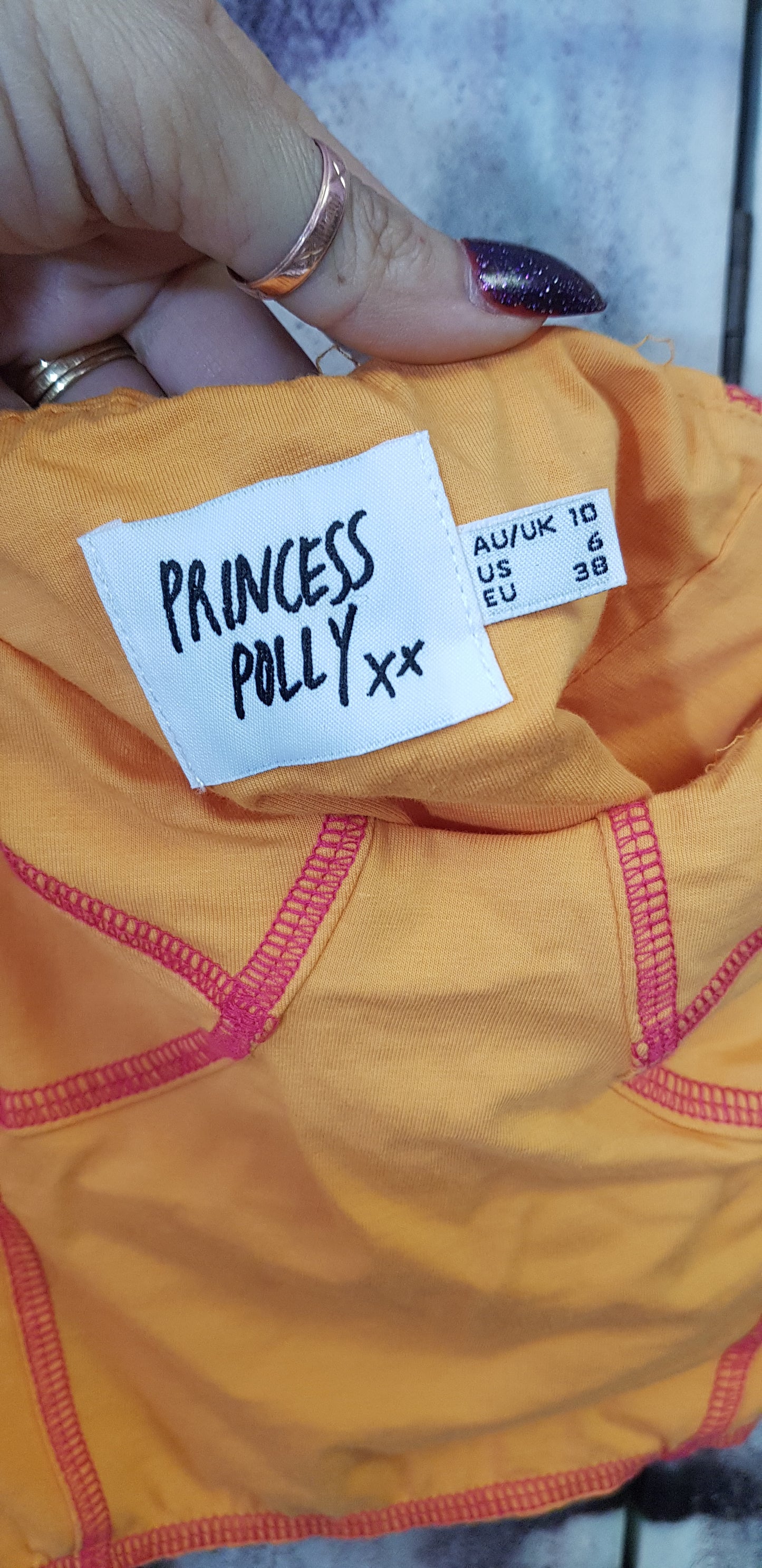 Princess polly crop - top