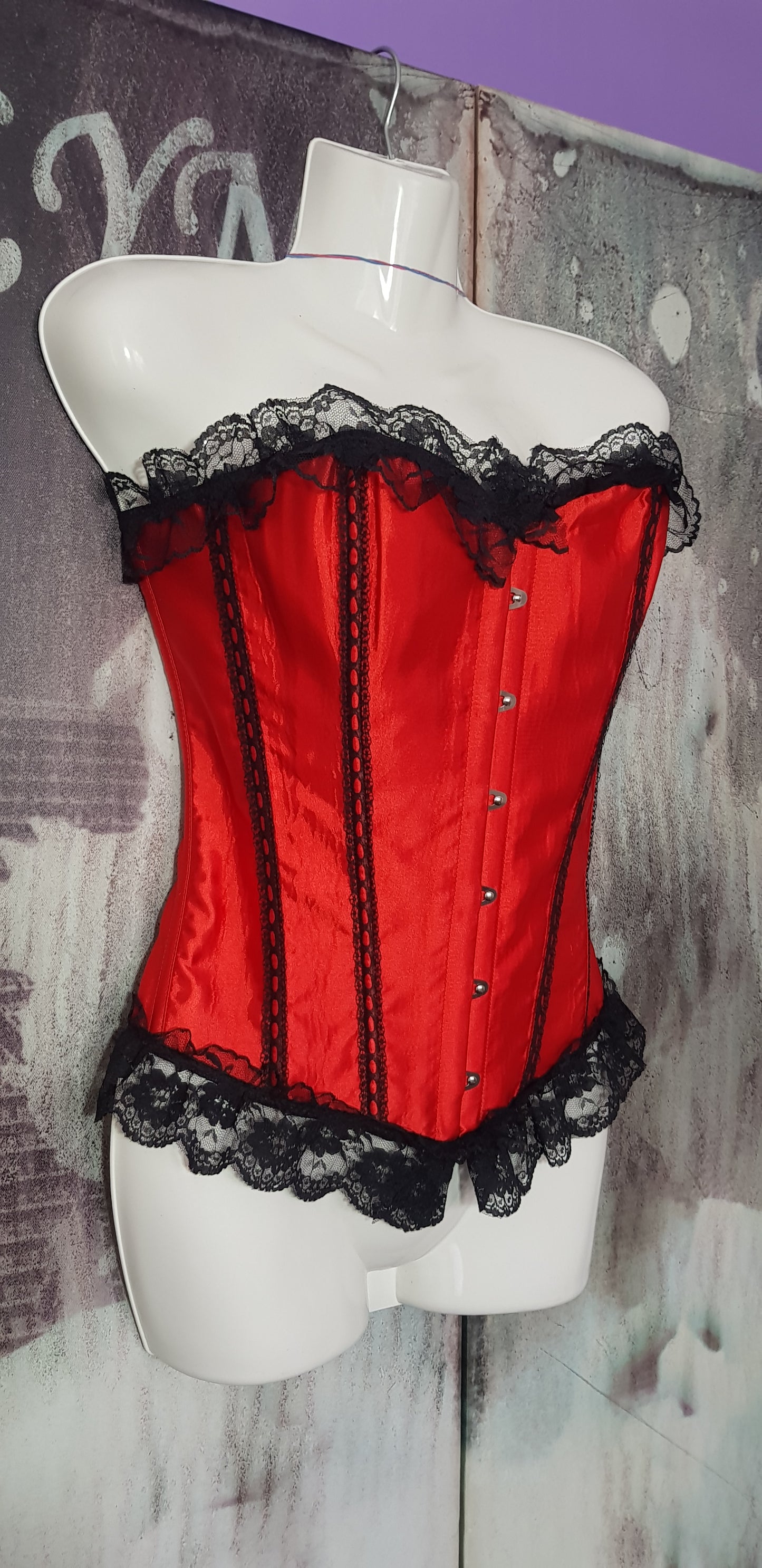 Red & Black Corset - Retro style