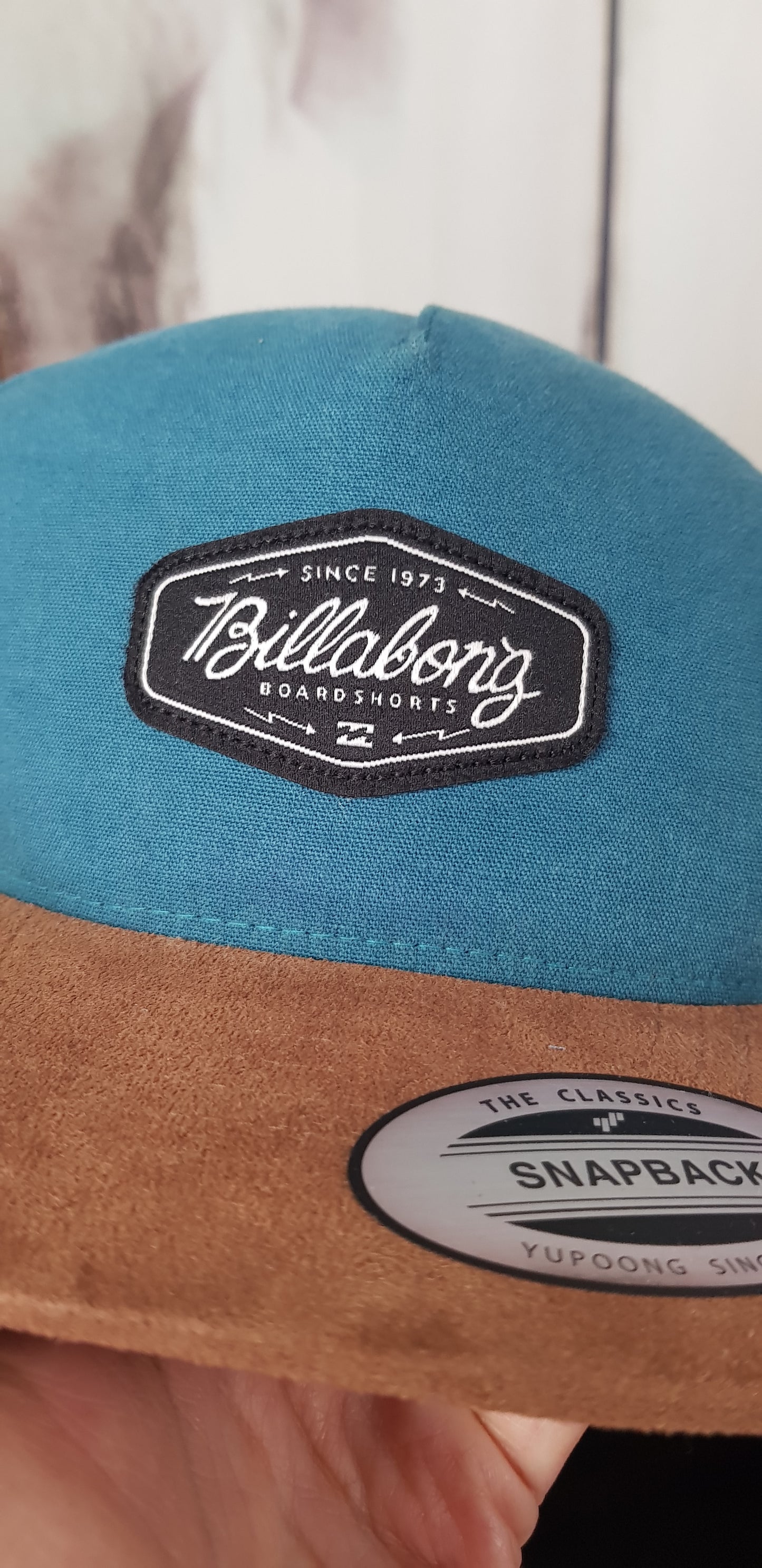 Billabong hat