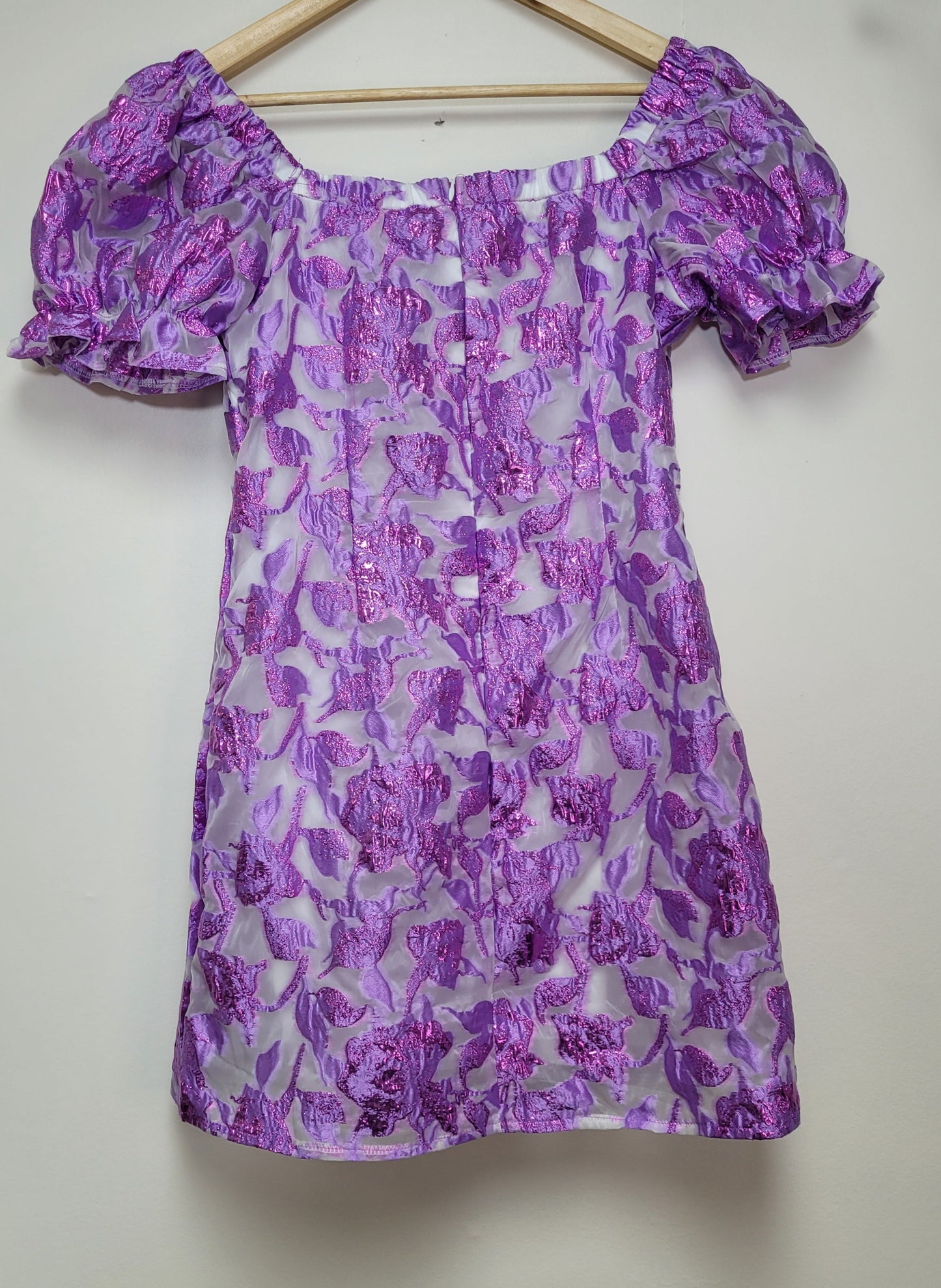 shinny mini dress in purple color Size M