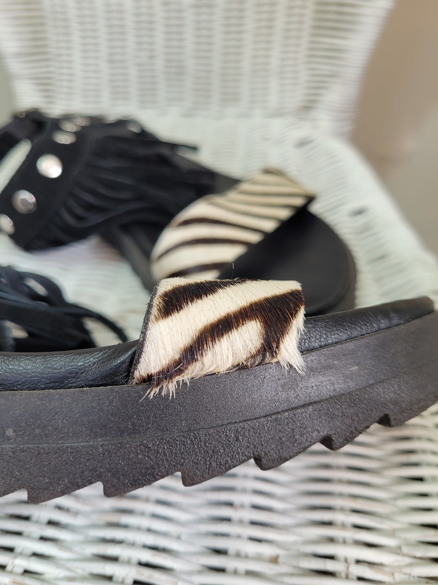 Stylish Replay Zebra Italian Sandals: Second-hand chunky sandals!