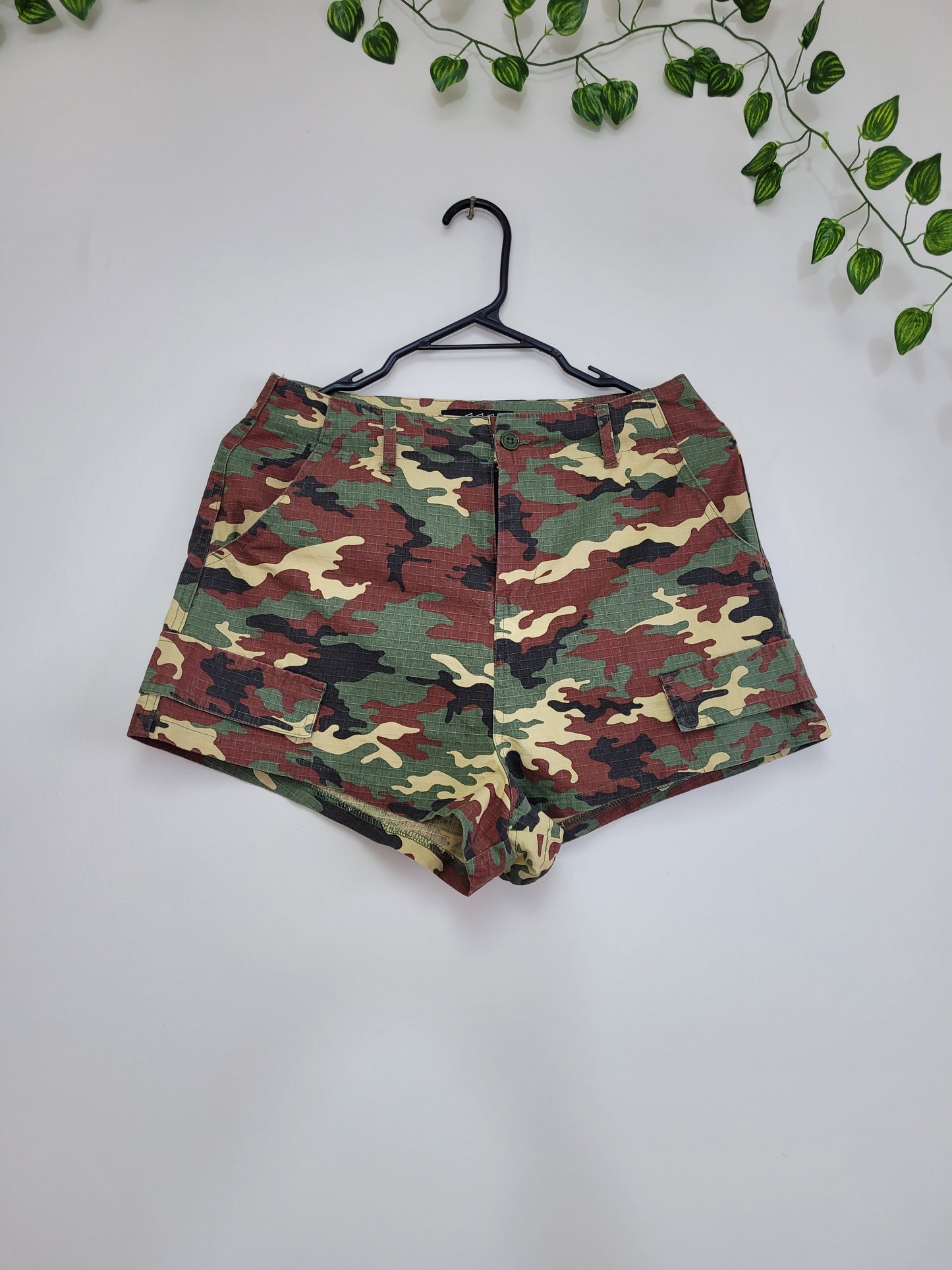 Army print high waisted Shorts. Size 10.