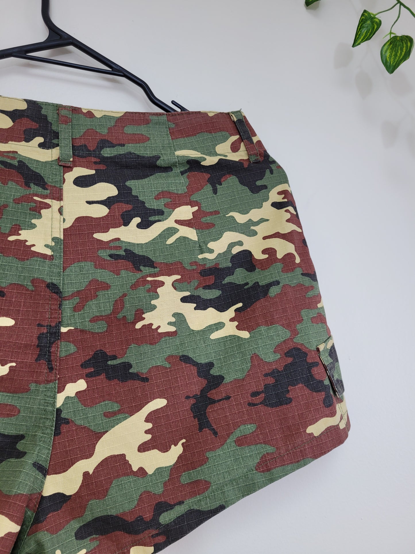 Army print high waisted Shorts. Size 10.