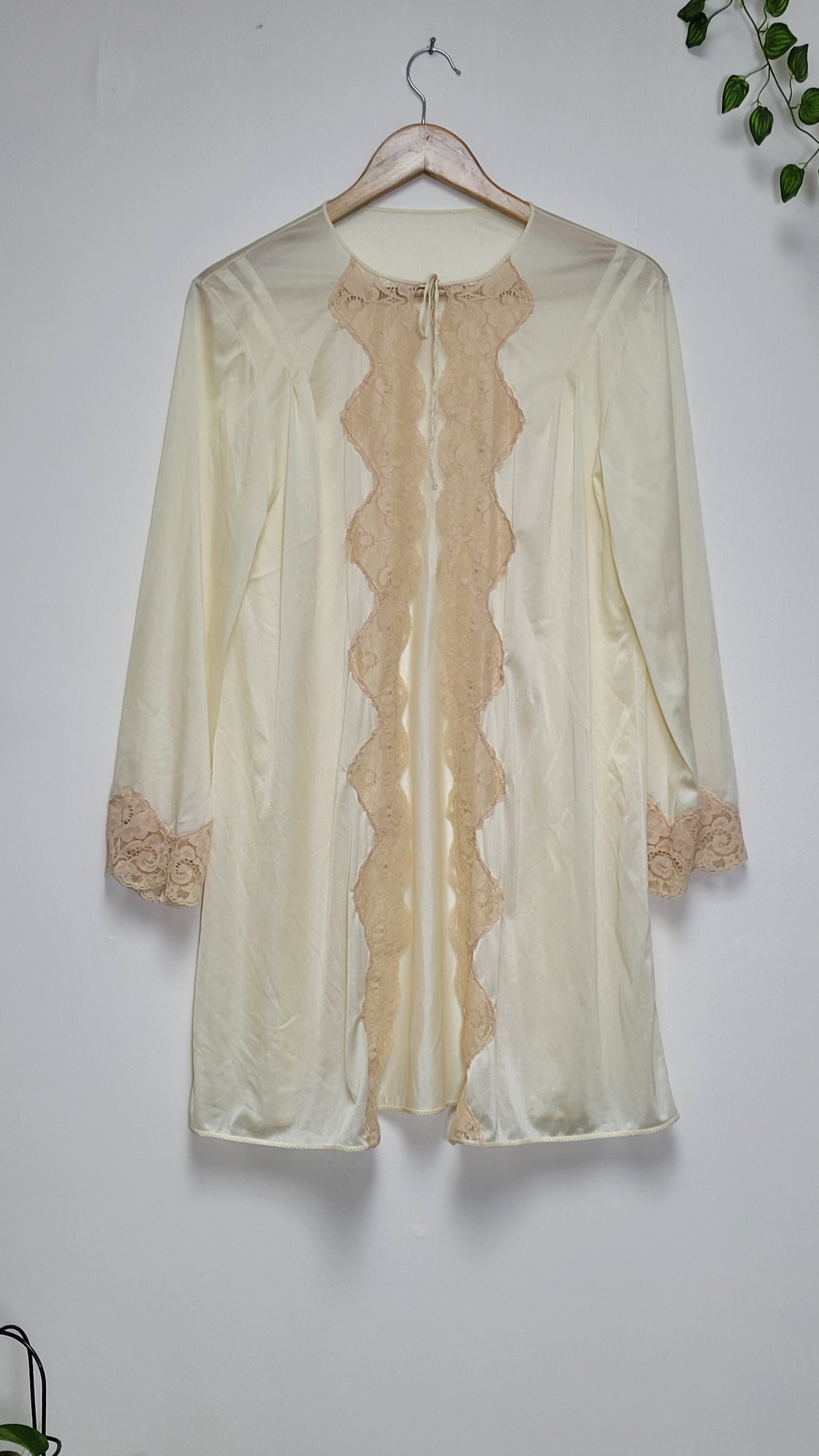 Vintage Hickorn Robe