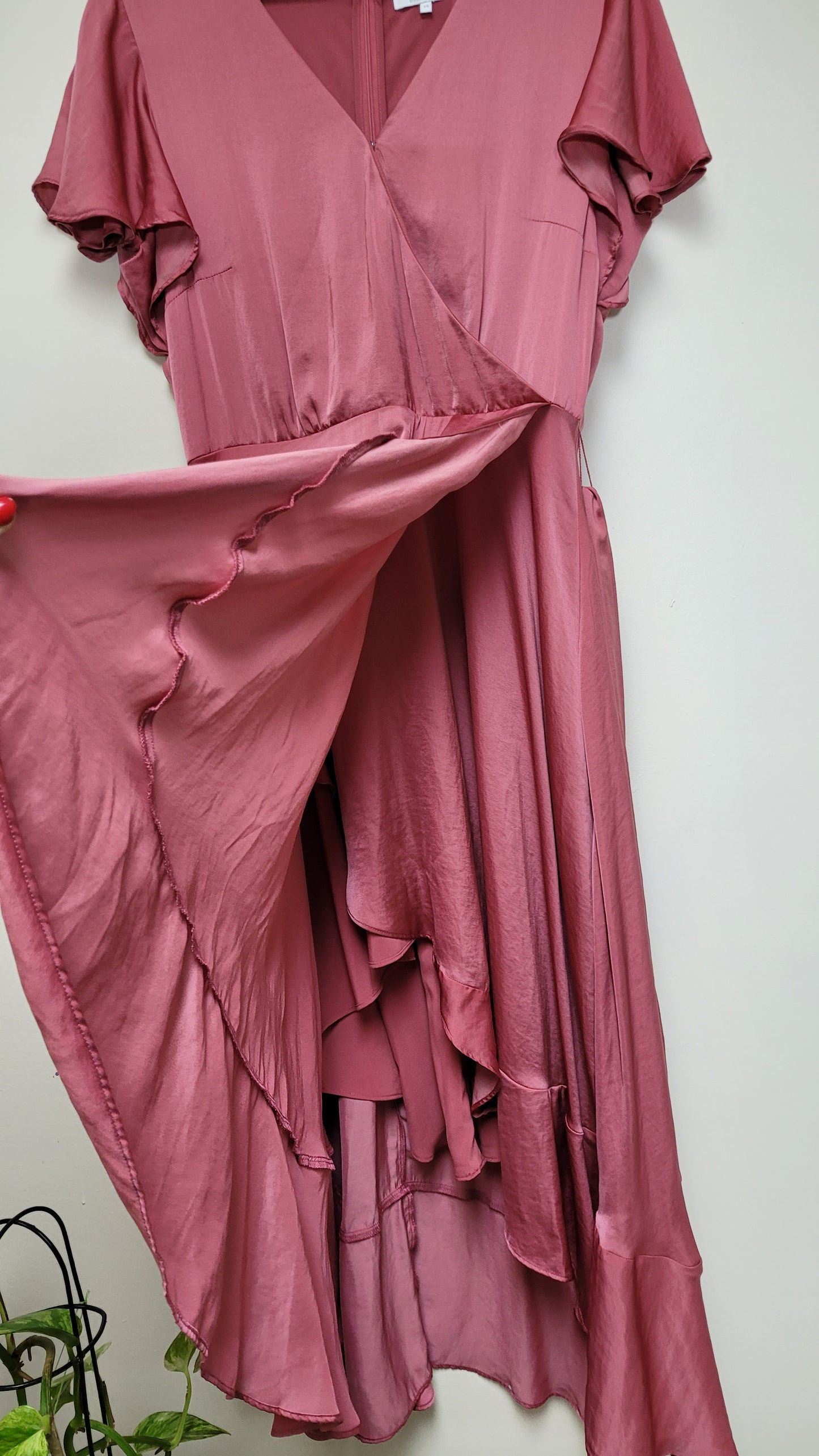 Whistle Rose Ruffle Wrap Dress - Evening Dress Dusty pink color - Whistle pink dress