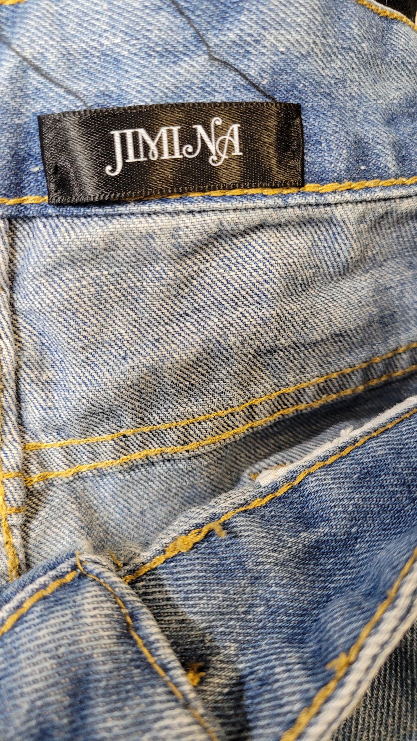 Denim Shorts with Lace Details - Preloved shorts