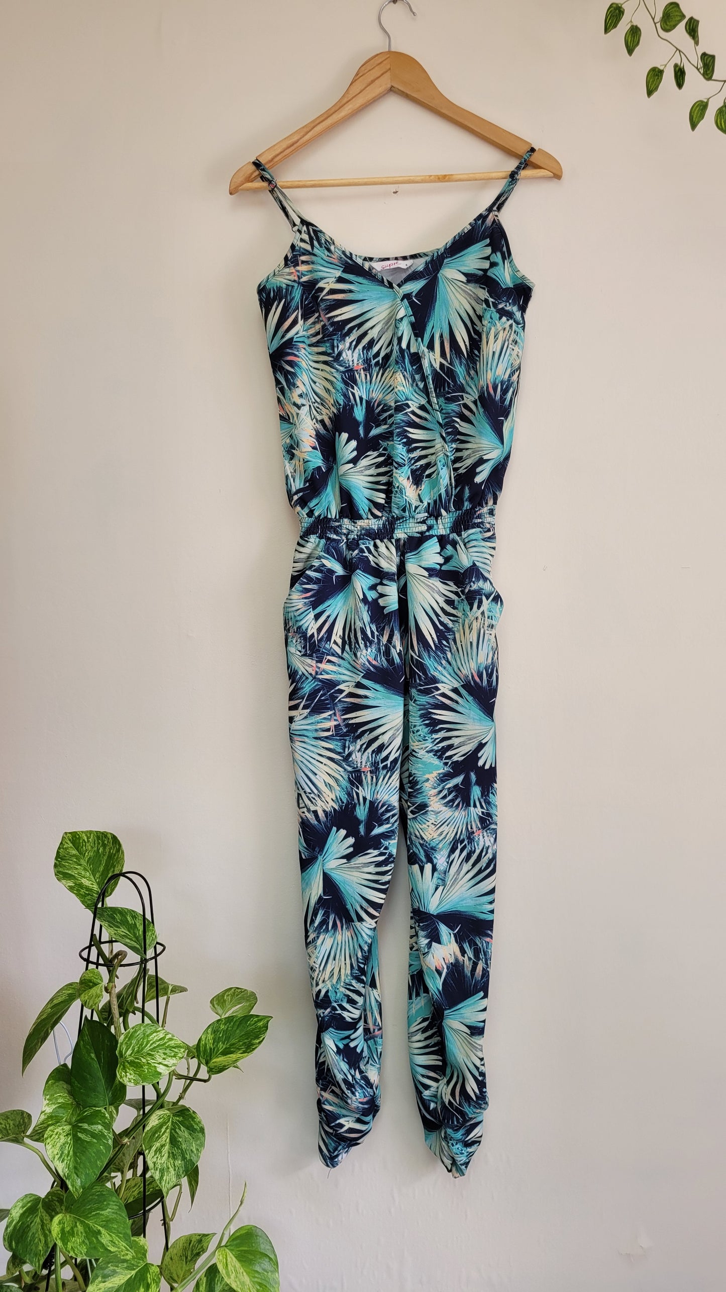 Beautiful preloved jumpsuit