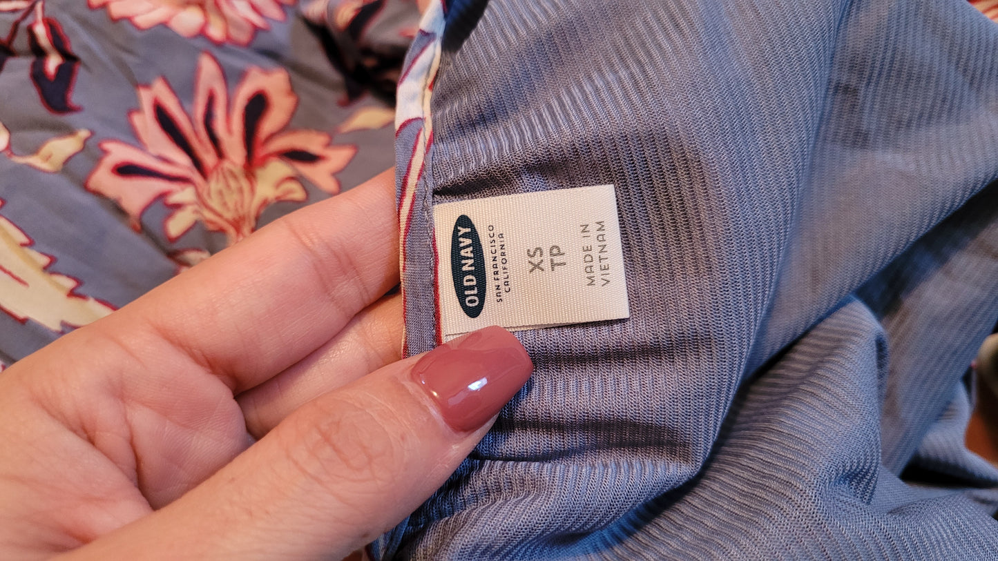 Casual Chic: Old Navy 3/4 Sleeves Dress - Size XS (Generously Styled)