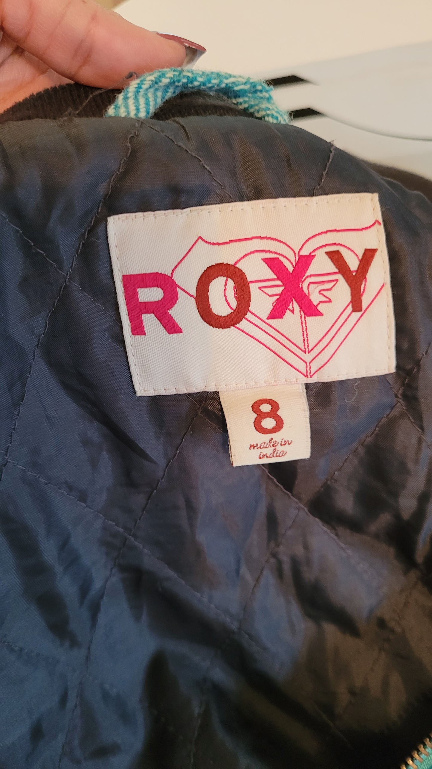 Lovely y2k Roxy bomber Jacket Size 8 - Preloved Jacket