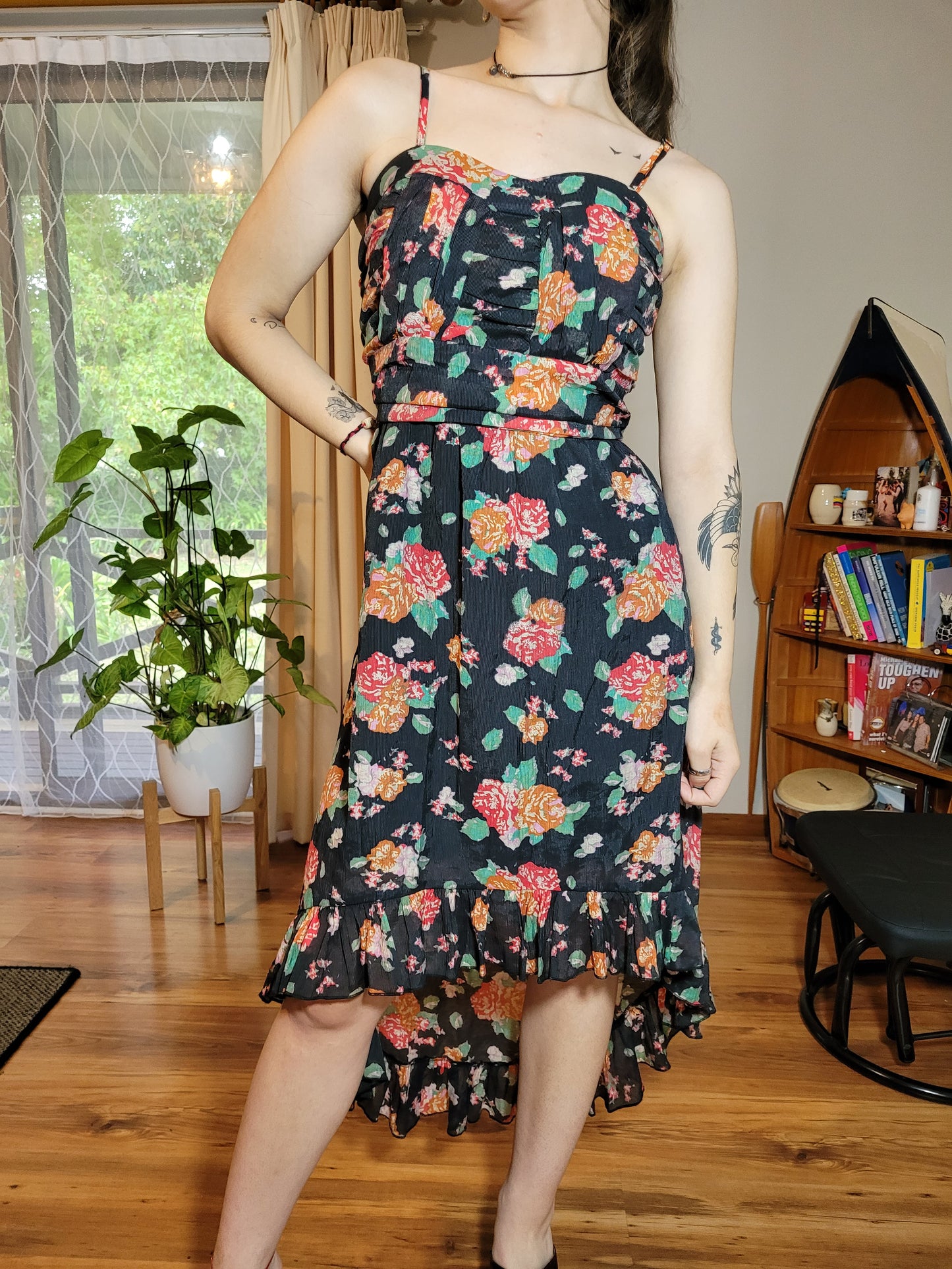 Blossoming Elegance: Agustine Floral Dress - Size Small