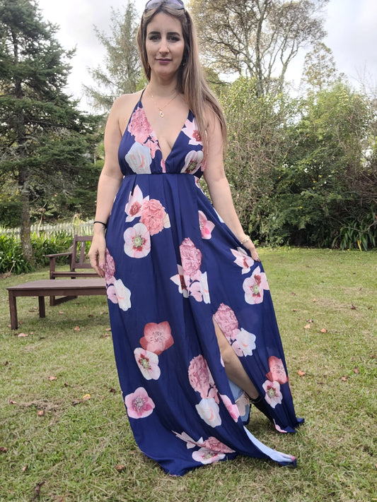 Floral Elegance: Shareen Creations Maxi Dress - Second Hand Store Treasure