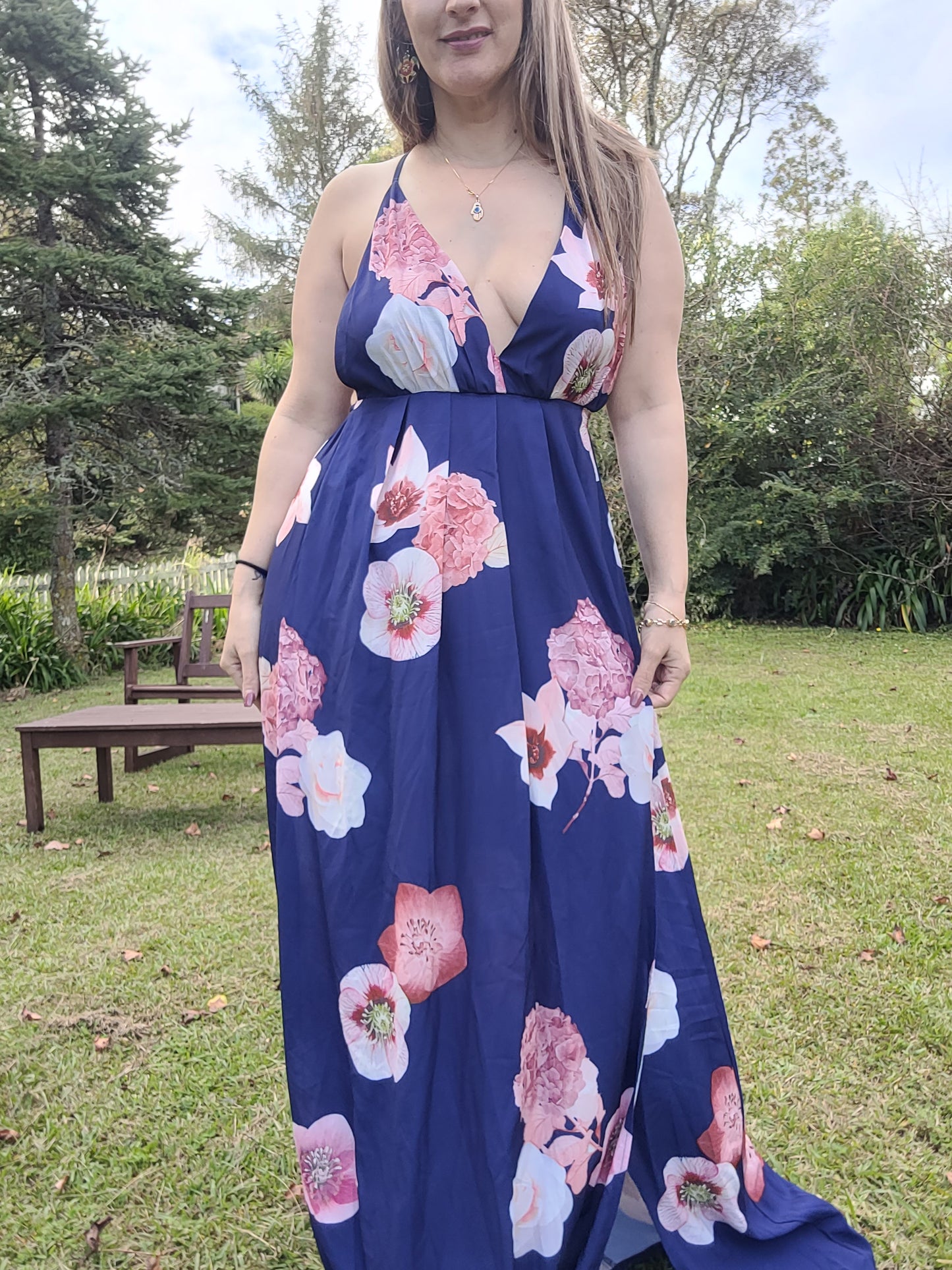 Floral Elegance: Shareen Creations Maxi Dress - Second Hand Store Treasure