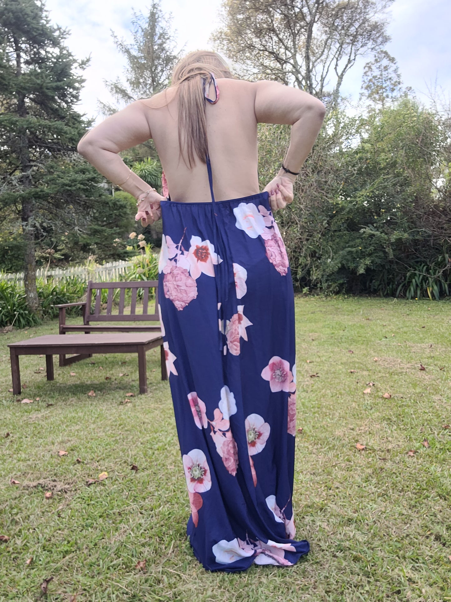 Floral Elegance: Shareen Creations Maxi Dress - Second Hand Store Treasure