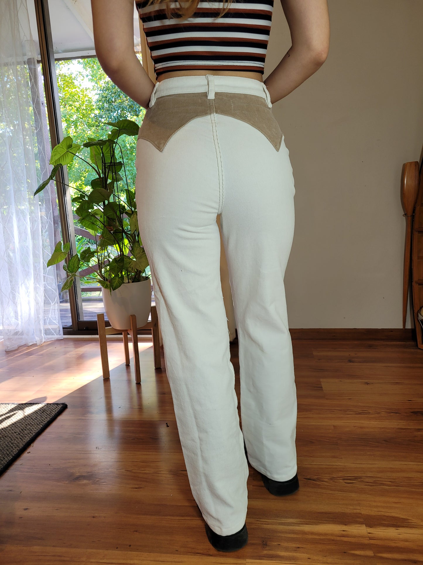 Lovely Cowgirl pants style - Corduroy Trousers