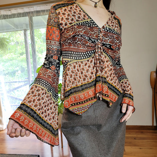 Vintage 80s & y2k bell sleeves bohemian top