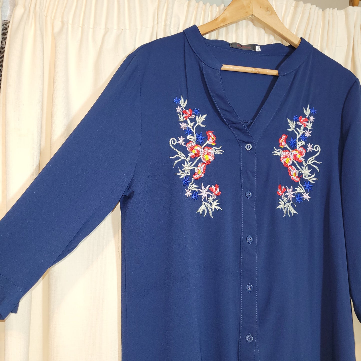 Vintage T Shirt - Blouse - 3/4 sleeves Shirt - Embroidery Shirt