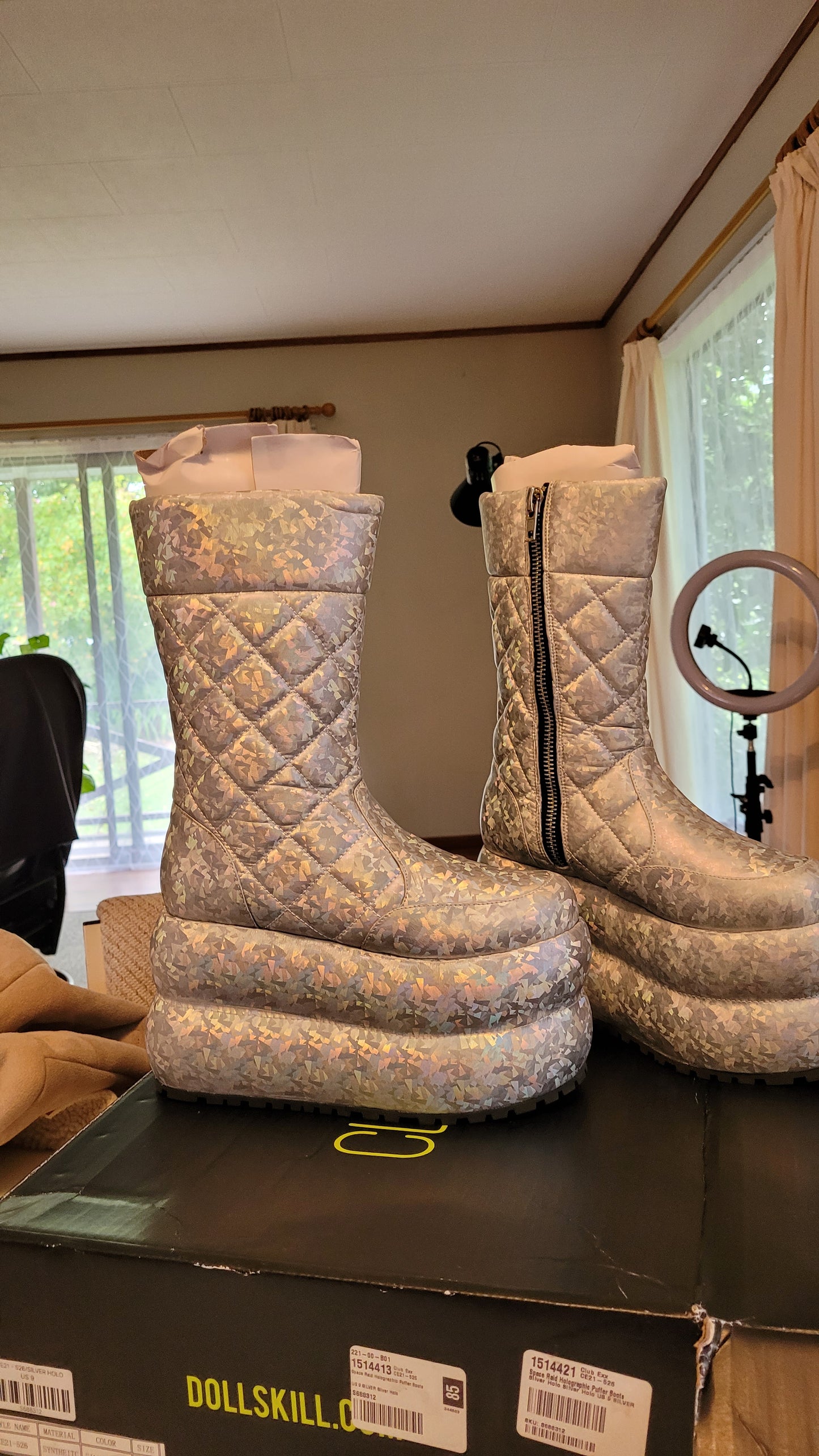 Silver boots - Space Raid Holographic Puffer Boots - Preloved Boots