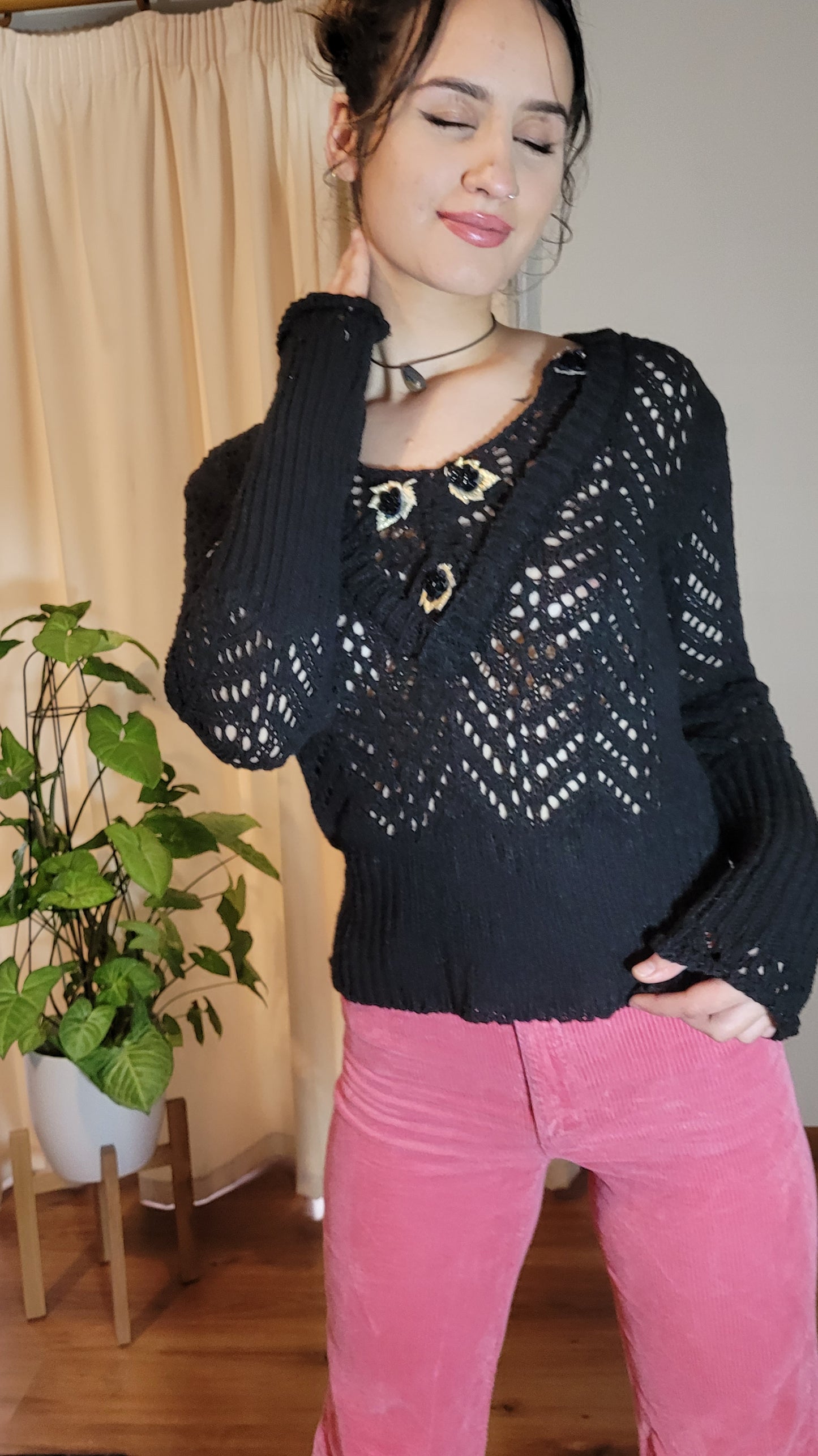 Gorgeous vintage crochet top - sweater