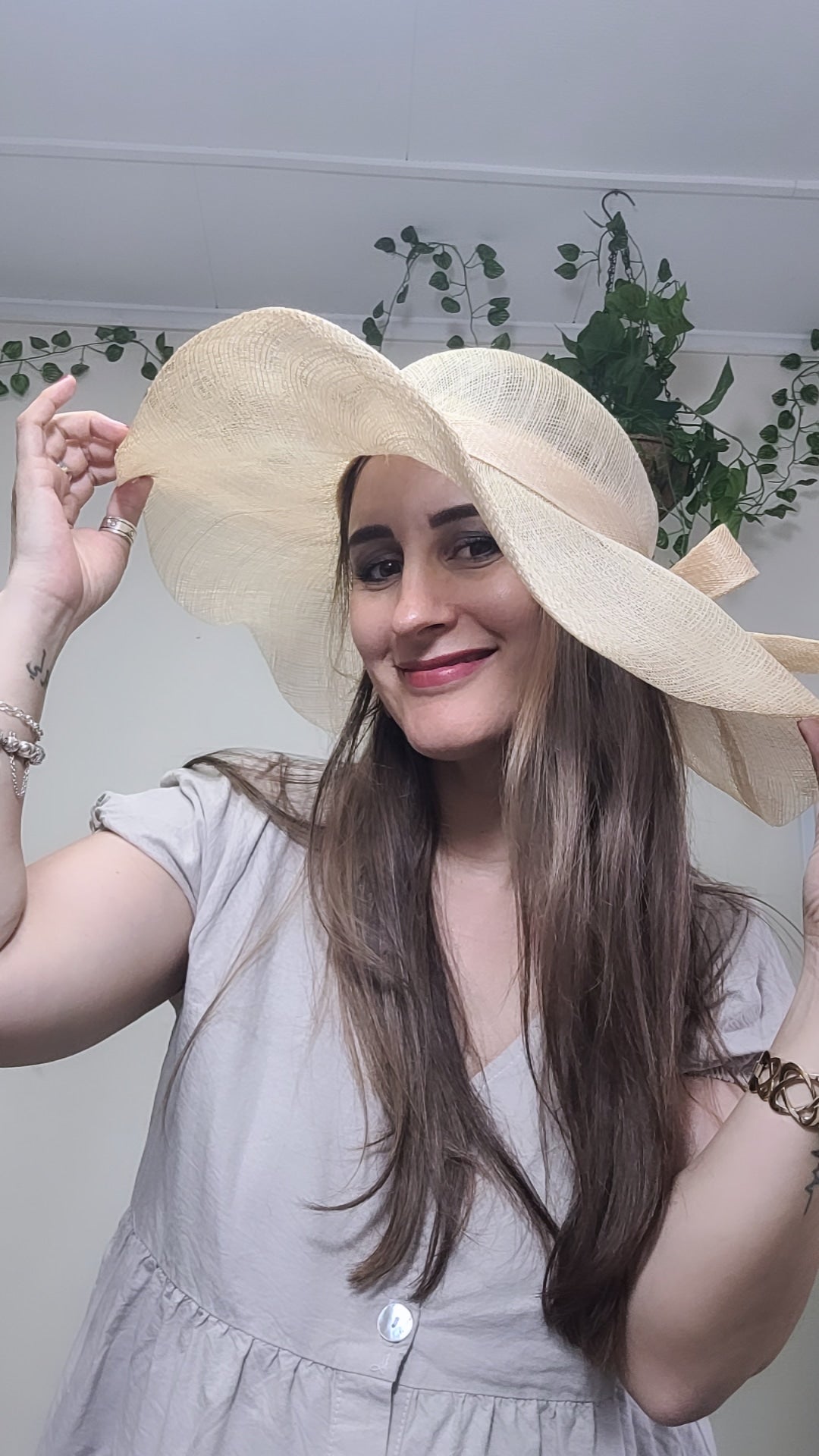 Elegance in Every Detail: Romantic Floppy Hat - Timeless Charm