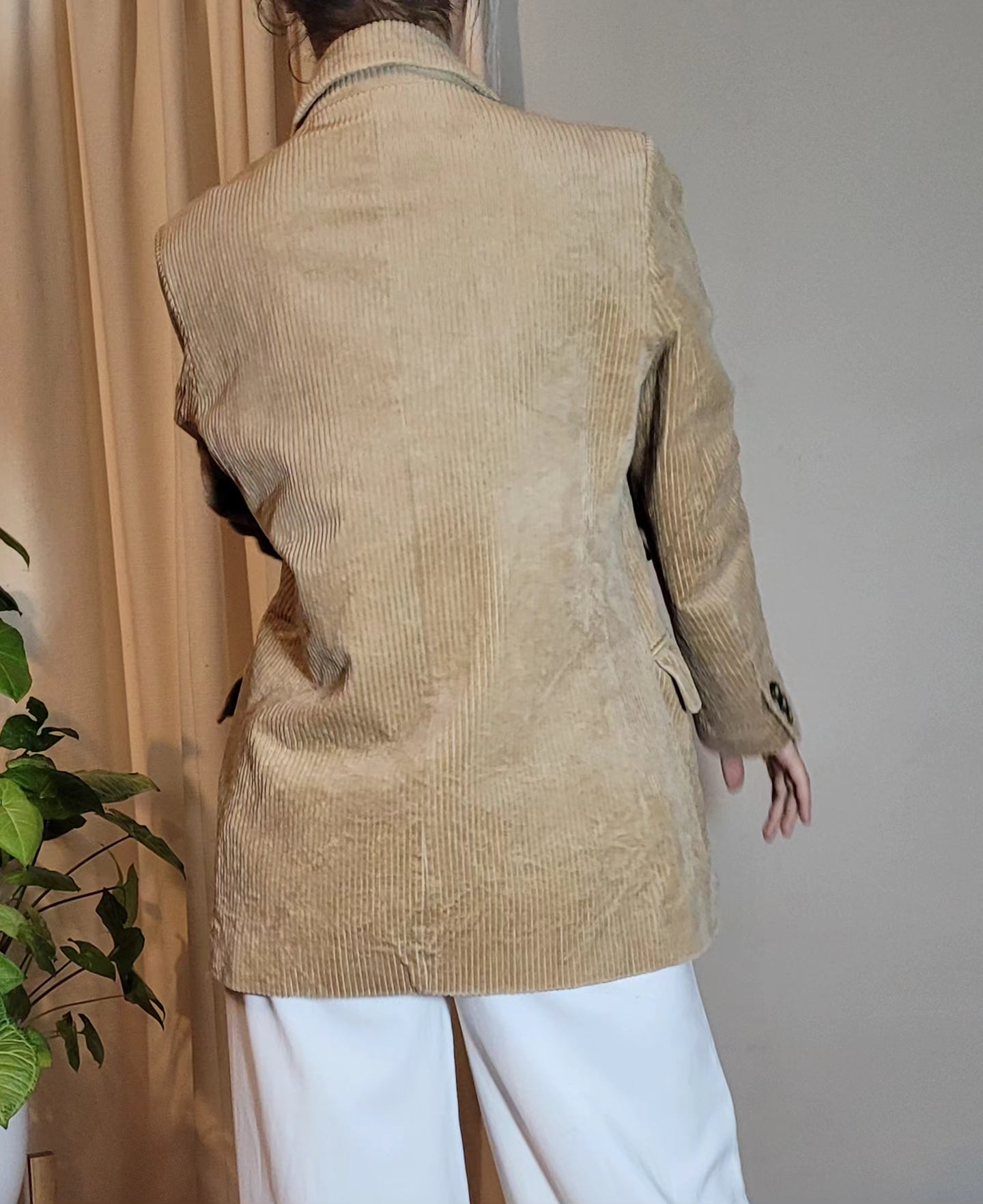 Stunning preloved H&M Corduroy Blazer Tan Jacket