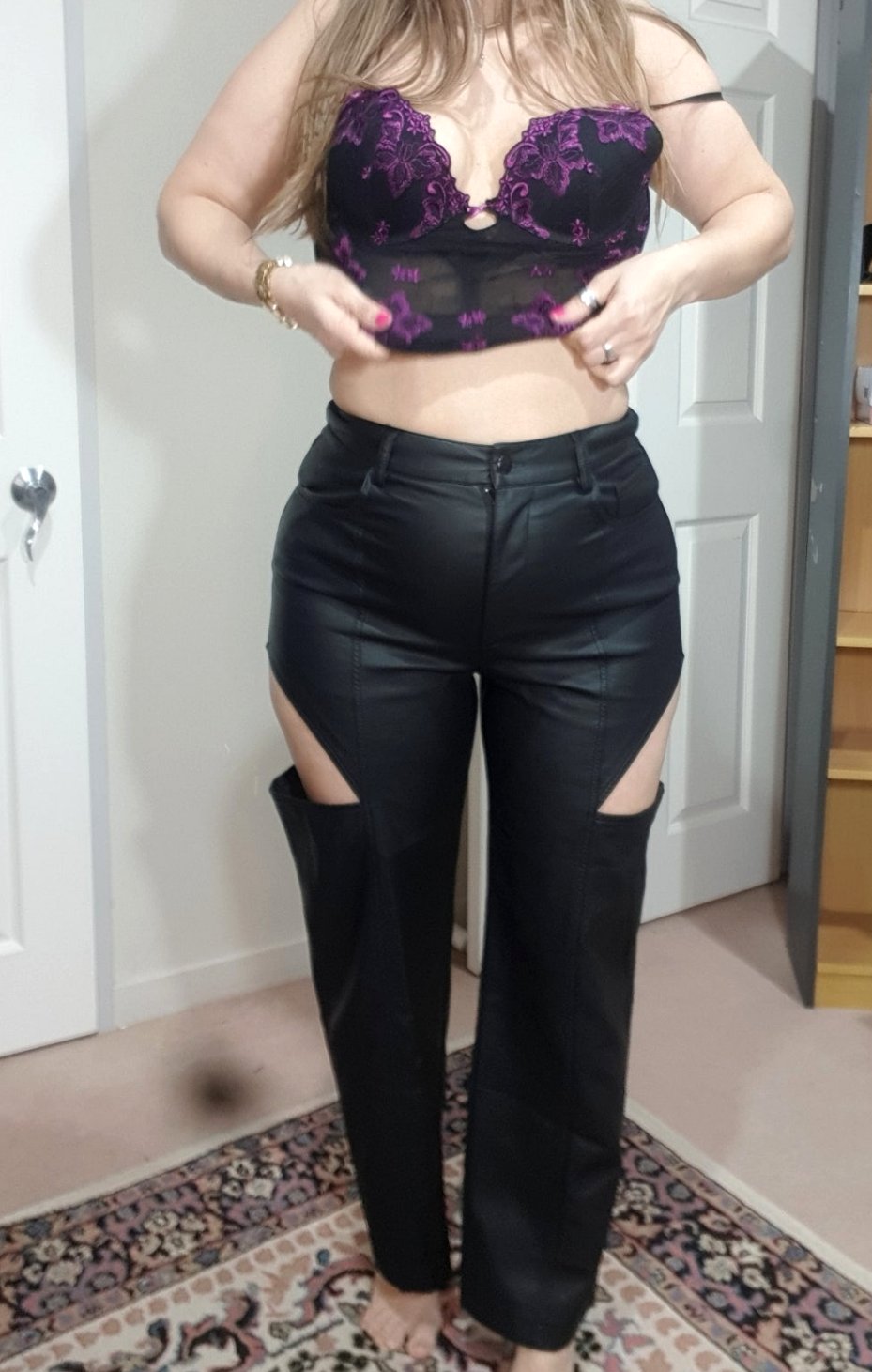 Chic Leather Look: Glassons Pants - Second Hand Store Find